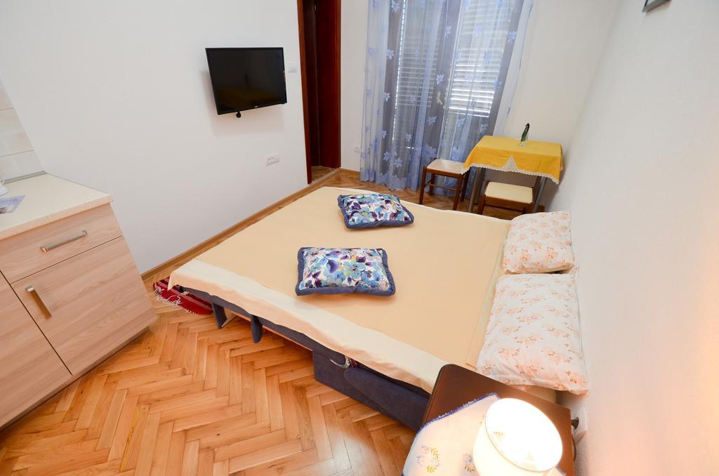 Apartments Ceklin Kotor Bagian luar foto
