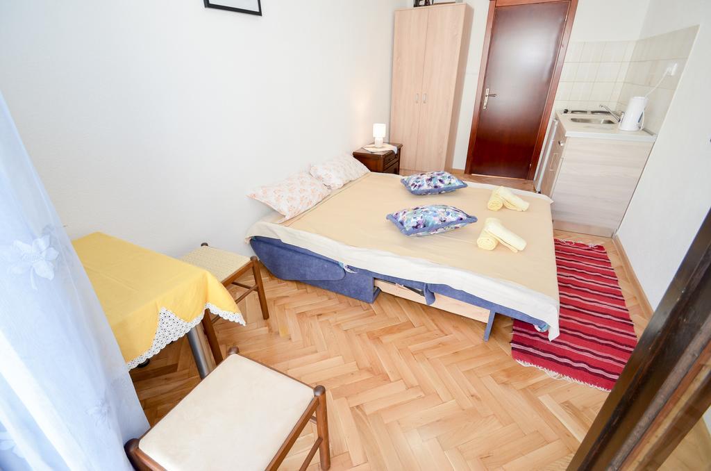 Apartments Ceklin Kotor Bagian luar foto