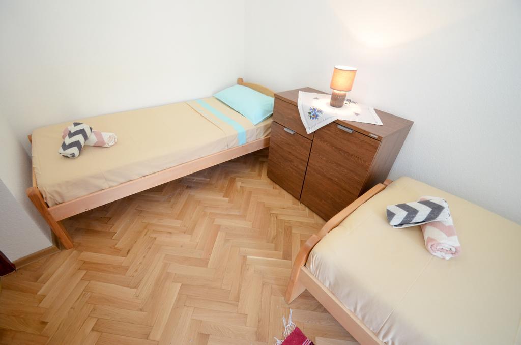 Apartments Ceklin Kotor Bagian luar foto