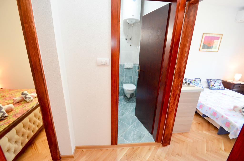 Apartments Ceklin Kotor Bagian luar foto