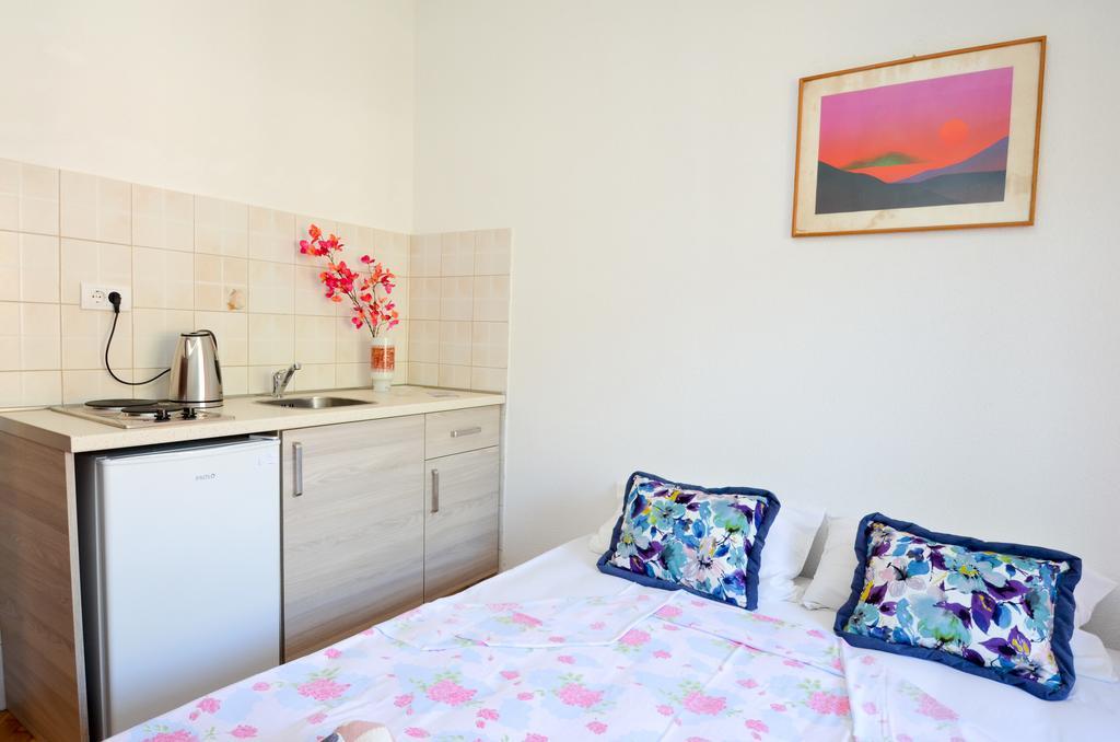 Apartments Ceklin Kotor Bagian luar foto
