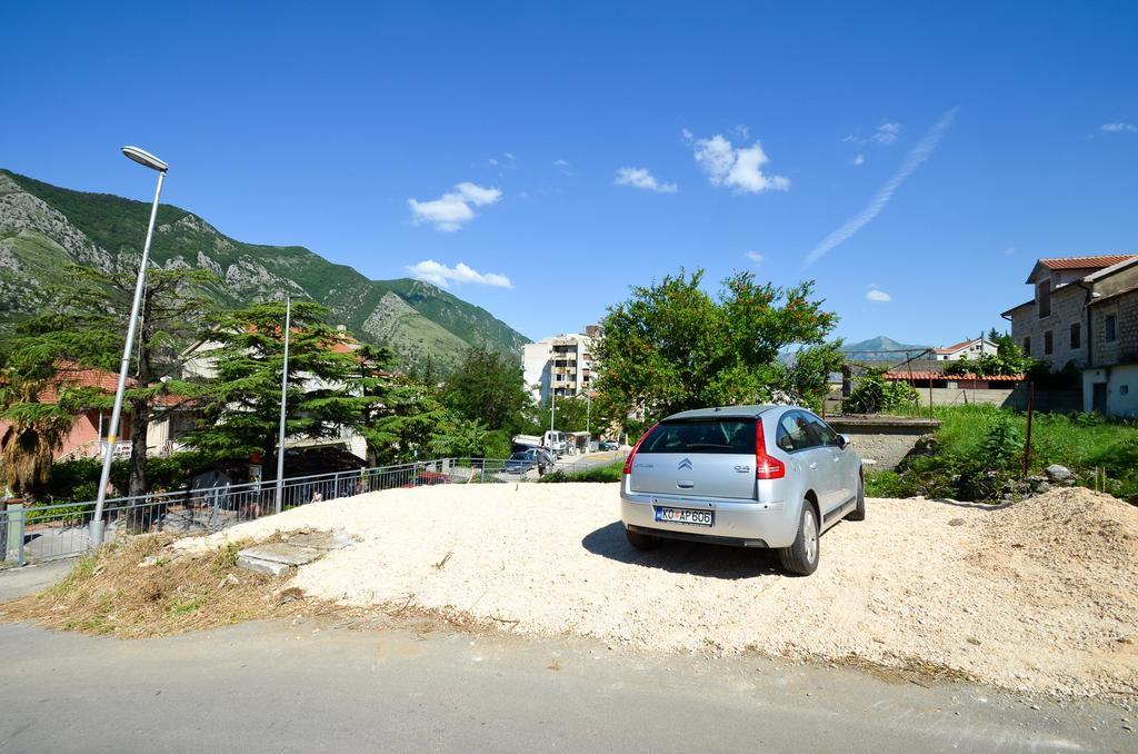 Apartments Ceklin Kotor Bagian luar foto